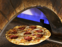 窯焼きピッツァ各種の写真