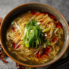 酸辣湯麺