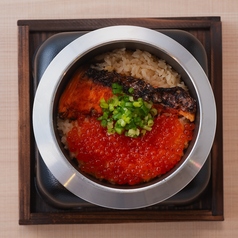 贅沢!鮭といくらの親子釜飯