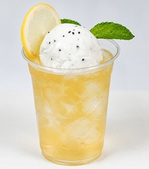 ［夏季限定］ハイボール × キャビアアイス（アルコール）