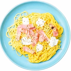 カルボナーラヨーグルト添え