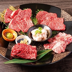 精肉卸直営 肉匠 牛次郎 本町店の特集写真