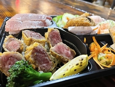 お祝い　会議など！葉山牛カツと三崎鮪弁当6600円