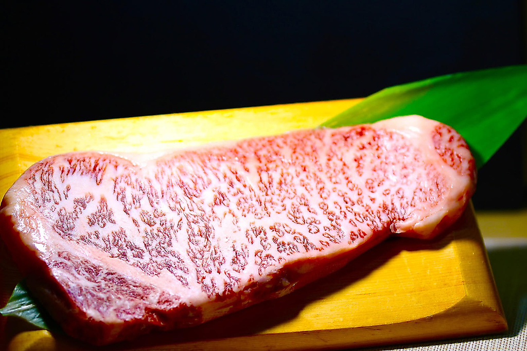 当店はお肉も自慢！こだわりの上質なお肉を使用したメニューをお楽しみください！