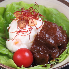 混ぜて旨い!ほろほろ牛タン旨辛煮のポテサラ仕立て