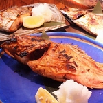 炉端焼きで愉しむ肴は一段美味しい♪旨味がぎゅっと詰まってます！