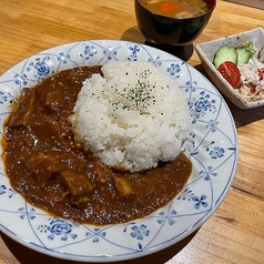 黒毛和牛の牛すじと鶏そぼろのカレー