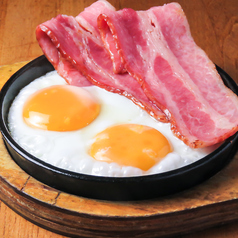 ベーコンエッグ