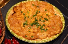 卵を揚げ