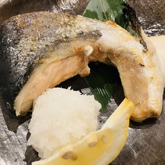 サーモンカマ焼き