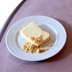 ベイクドチーズケーキ 塩クランブル
