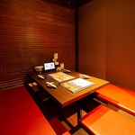 少人数用の個室や仕切りあるお席ご用意