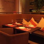 海外から輸入したフカフカソファーで心地よい時間を♪