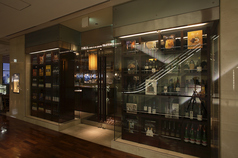 イゾラ トラットリア ISOLA TRATTORIAの外観1