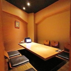 店内奥のボックス席