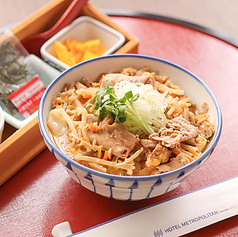 群馬県産豚 もつ煮丼