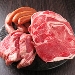 ラムチョリソー、薄切りラム、ラムステーキなど様々なお肉をご堪能いただけます♪