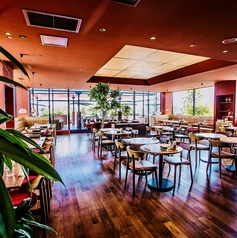 テーブル席が合計58席ございます。