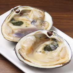 新鮮なホッキ貝を生きたまま捌いて瞬間冷凍！旨味が詰まった【ホッキ貝の浜焼き】様々な味付けでの写真
