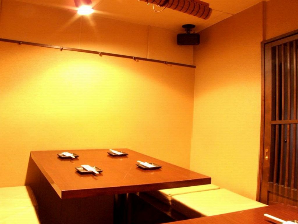 ゆったり掘りごたつ個室は予約がお勧め♪落ち着く空間◎