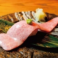 料理メニュー写真&nbsp;神戸牛 中トロ　1貫