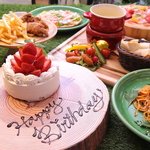 飲み放題３H付き女子会コースホールケーキ付きで3,000円♪