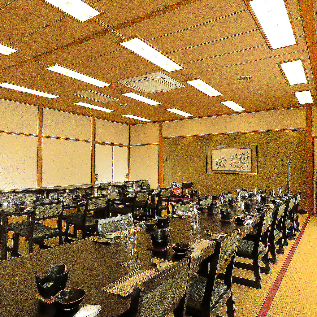 少人数から大人数の宴会や飲み会など様々なシーンにご利用可能なお店◎最大80名様までご利用できます