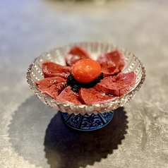 和牛ハツ刺し　蘭王にら醤油