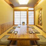 座敷でおくつろぎいただける個室は周囲を気にすることなく、皆様で愉しいひとときがお過ごし頂けます