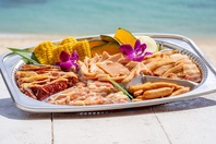 海鮮やお肉をみんなでワイワイ焼いて楽しむ！