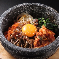 大人気！石焼ビビンバ