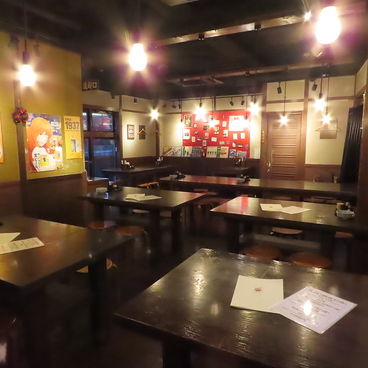 うどんと焼鳥のかまどり 薬院の雰囲気1