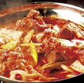 スペアリブ鍋   韓国風オリジナル旨辛ダレに漬け込んだ元気鍋