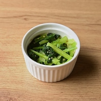 お肉や一品メニューを豊富にご用意しております♪