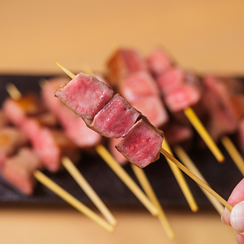 100円飲み放題と創作料理を楽しめる♪