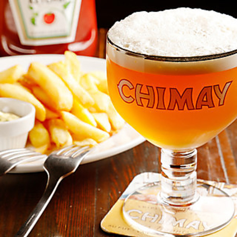 120種のベルギービールが楽しめる、ビール通の通うお店。