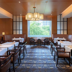 2名掛けテーブル席×2