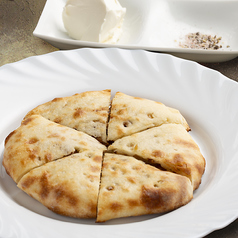 カブリナン　～甘みと塩味が溶け合う、大人の贅沢ナン～