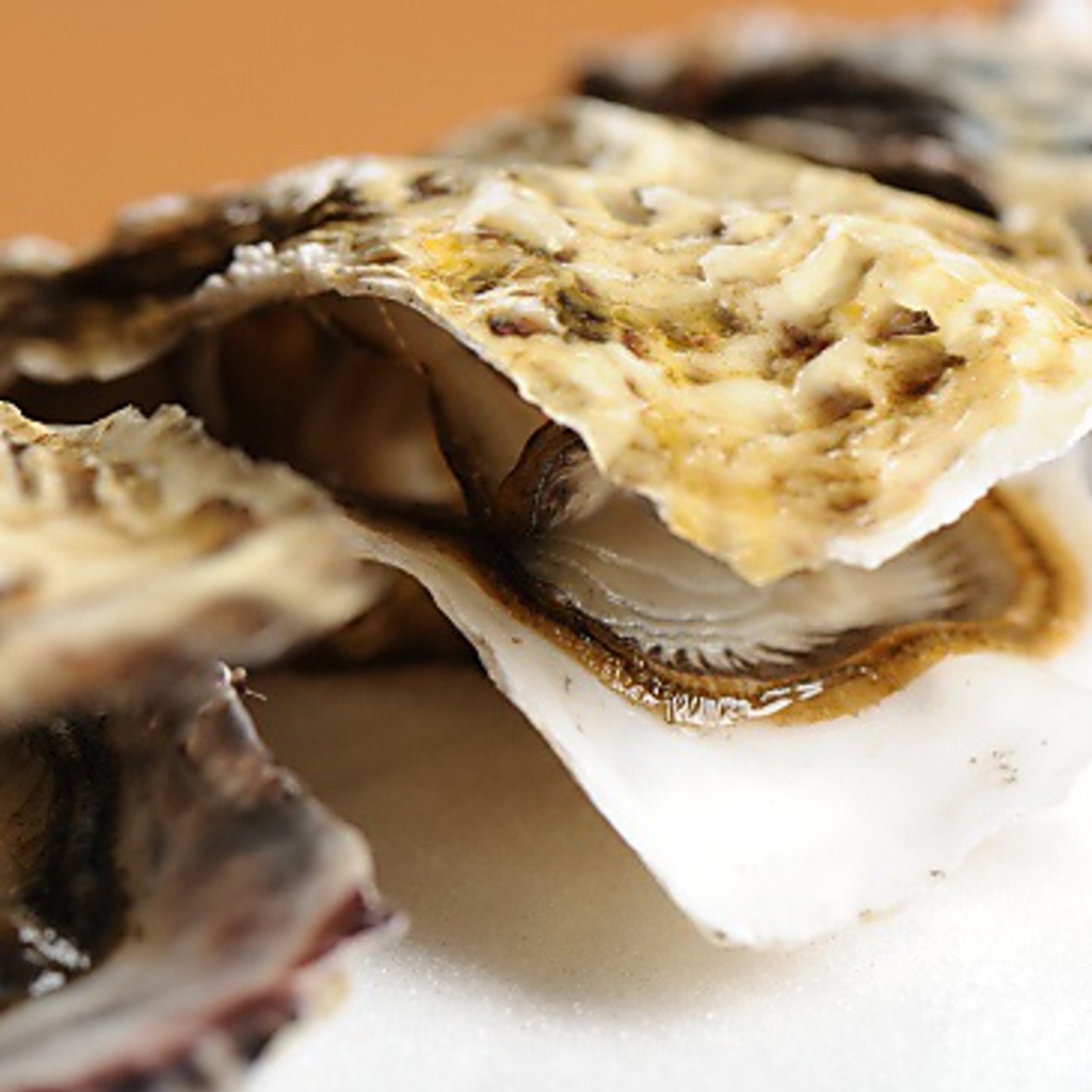 使用する牡蠣は宮城県三陸漁師さん直送の鮮度抜群のもの！