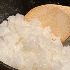 羽釜で炊く、炊きたてごはん