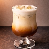 チャイラテと楽しむ、エキゾチックな煙体験。