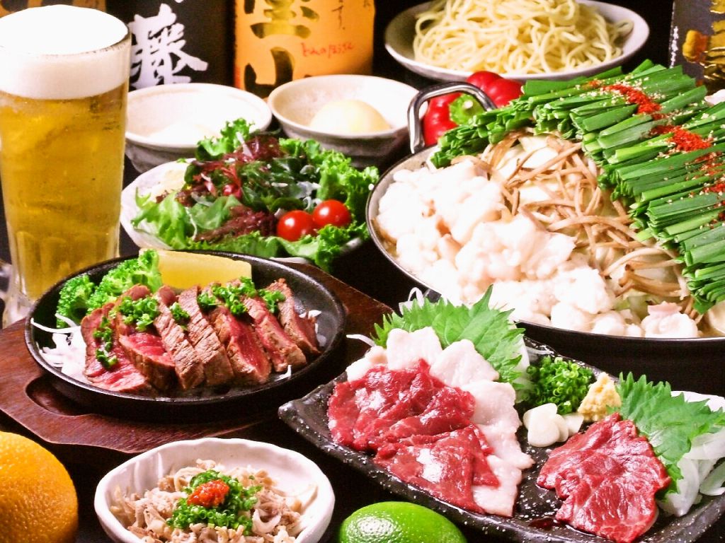 熊本から直送の鮮度抜群の馬刺し&フィレステーキ付桜コース！飲み放題も付いて4000円
