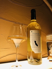 シェフおすすめの白ワイン！チリ、オーストラリア、スペイン、ドイツ、イタリア、フランス等各種ご用意。