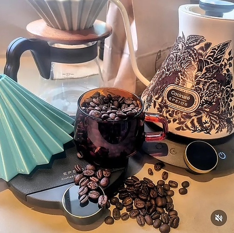 COFFEE N DINING SPACE CLOCHETTE NVFbg