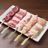 厳選！匠大山鶏とブランド牛の串焼き