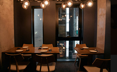 入口近くのテーブル席（2～6名ほど）女子会や合コンなどにも◎