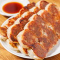 料理メニュー写真 博多一口餃子焼10個