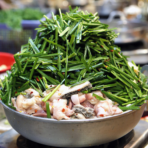 創業49年、累計1077万人が食べました◎ド迫力！