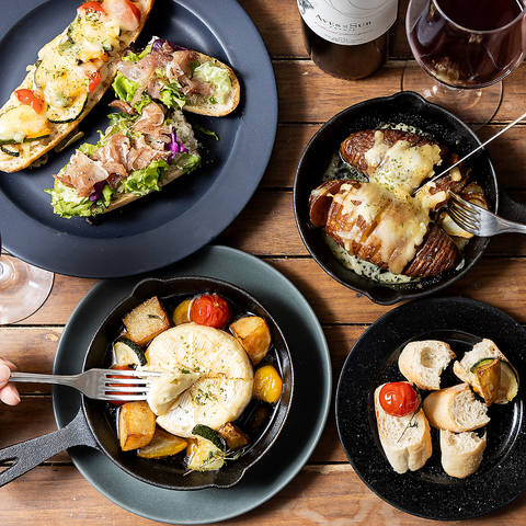 ランチやカフェ、お食事、バー利用など楽しみ方はいろいろ