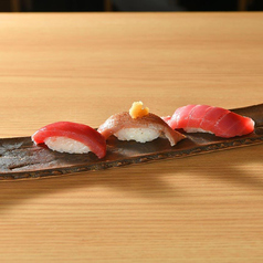 まぐろ握り三種盛り